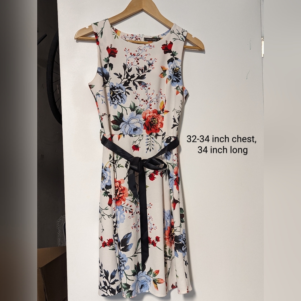 Summer dress, mid length